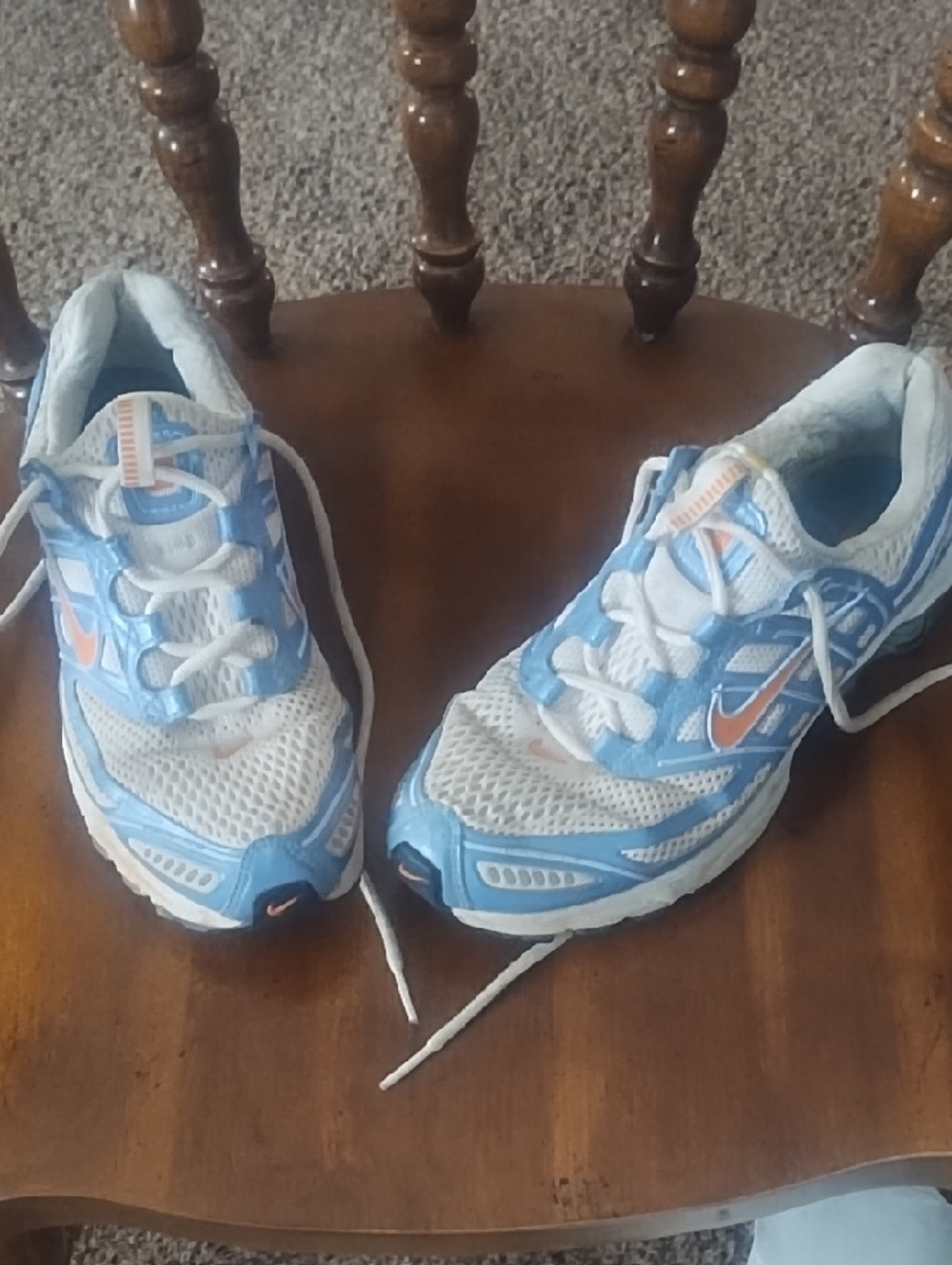 #0149 Nike Women's Blue, White and Orange Athletic Sneakers